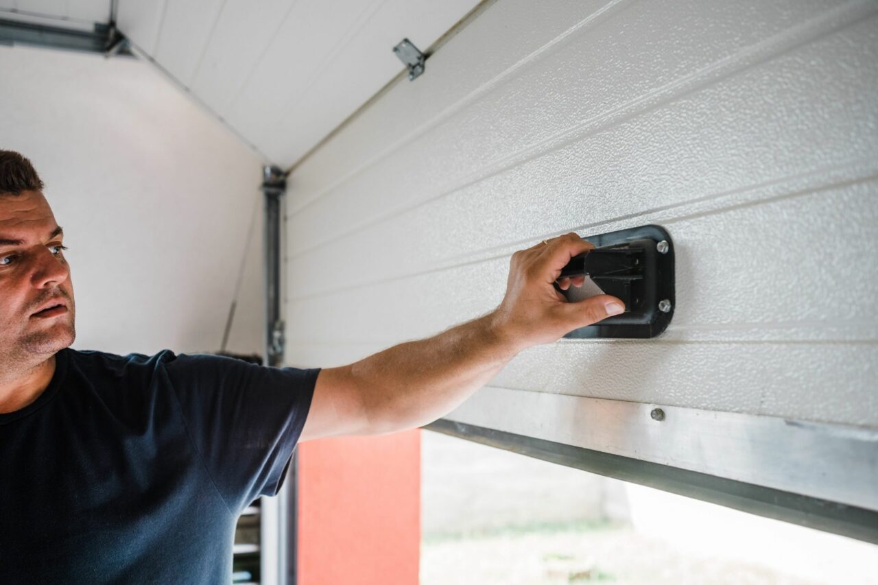 Garage Door Safety 101: Protecting Your Family and Property